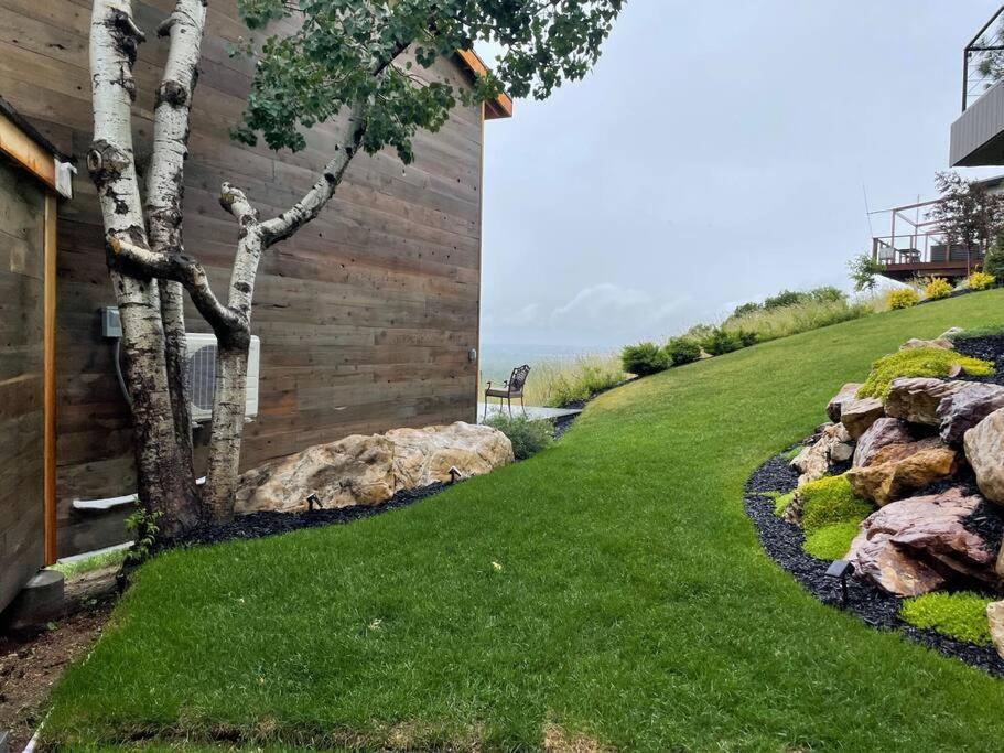 Luxury Alpine Treehouse Villa Holladay Exterior photo